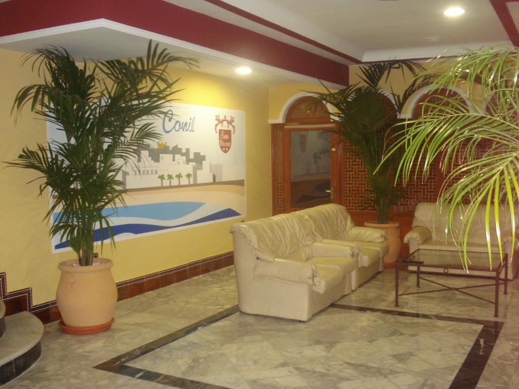 Hotel San Vicente - Centro Playa Conil De La Frontera Eksteriør billede