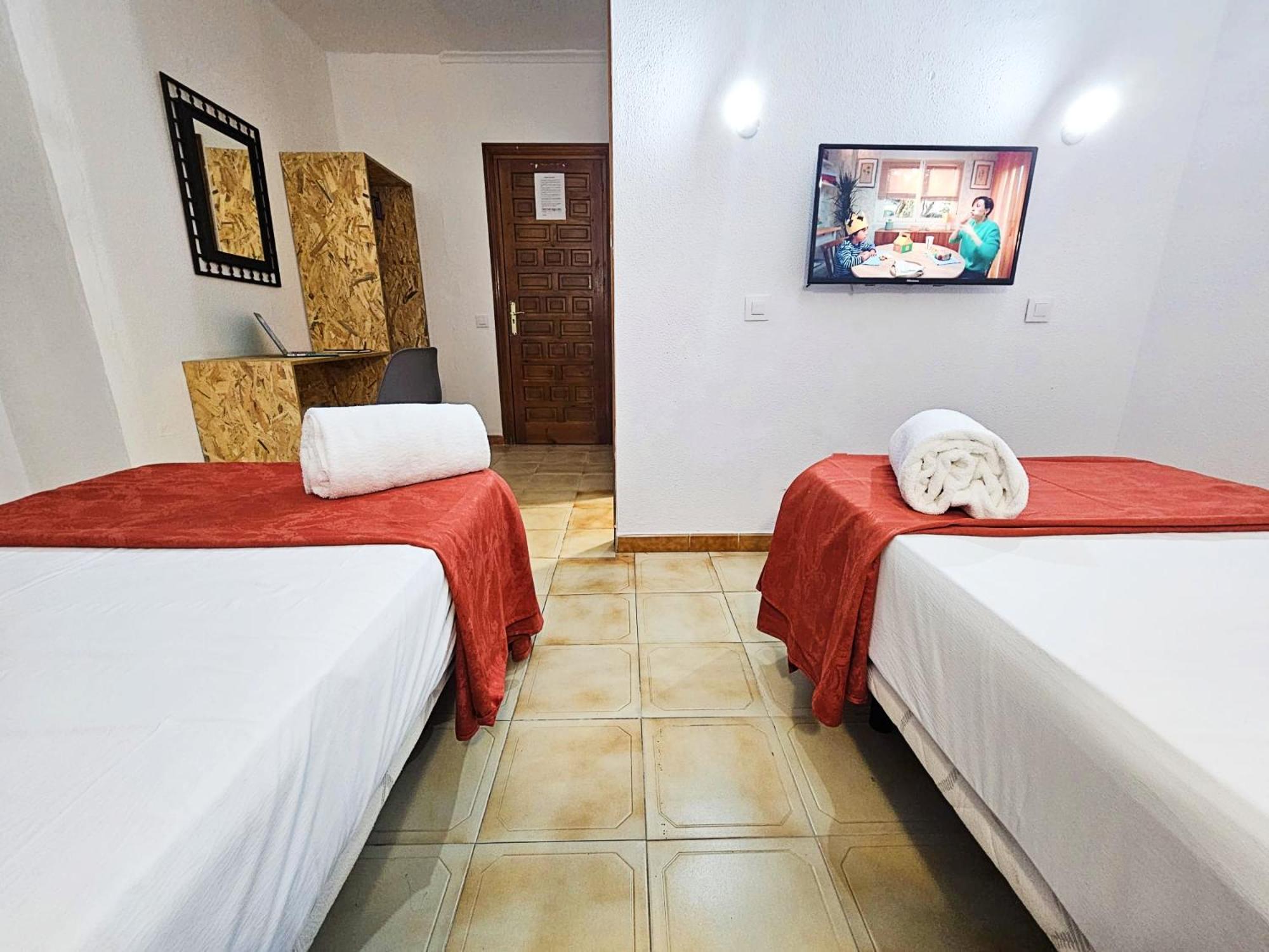Hotel San Vicente - Centro Playa Conil De La Frontera Eksteriør billede