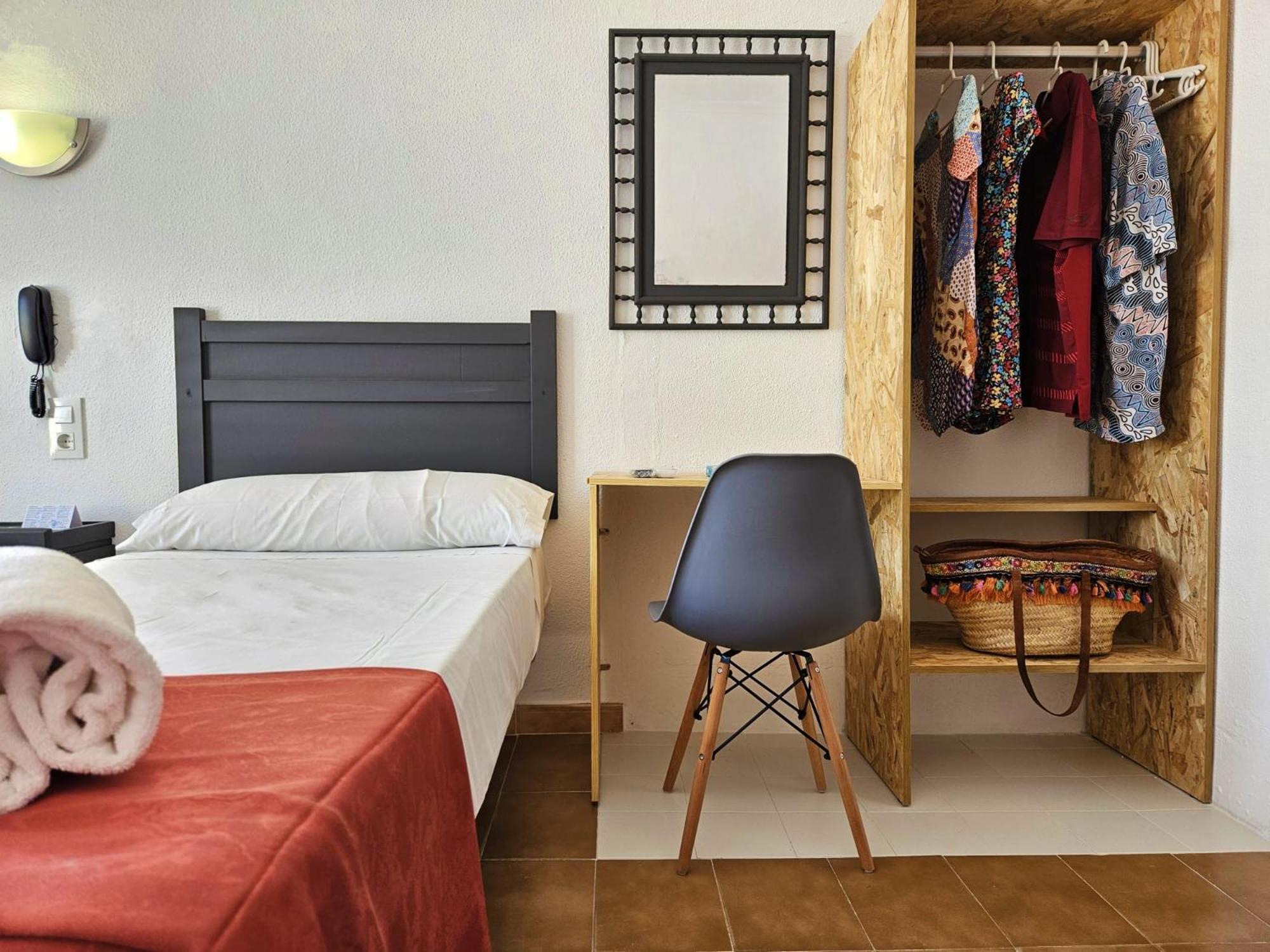 Hotel San Vicente - Centro Playa Conil De La Frontera Eksteriør billede