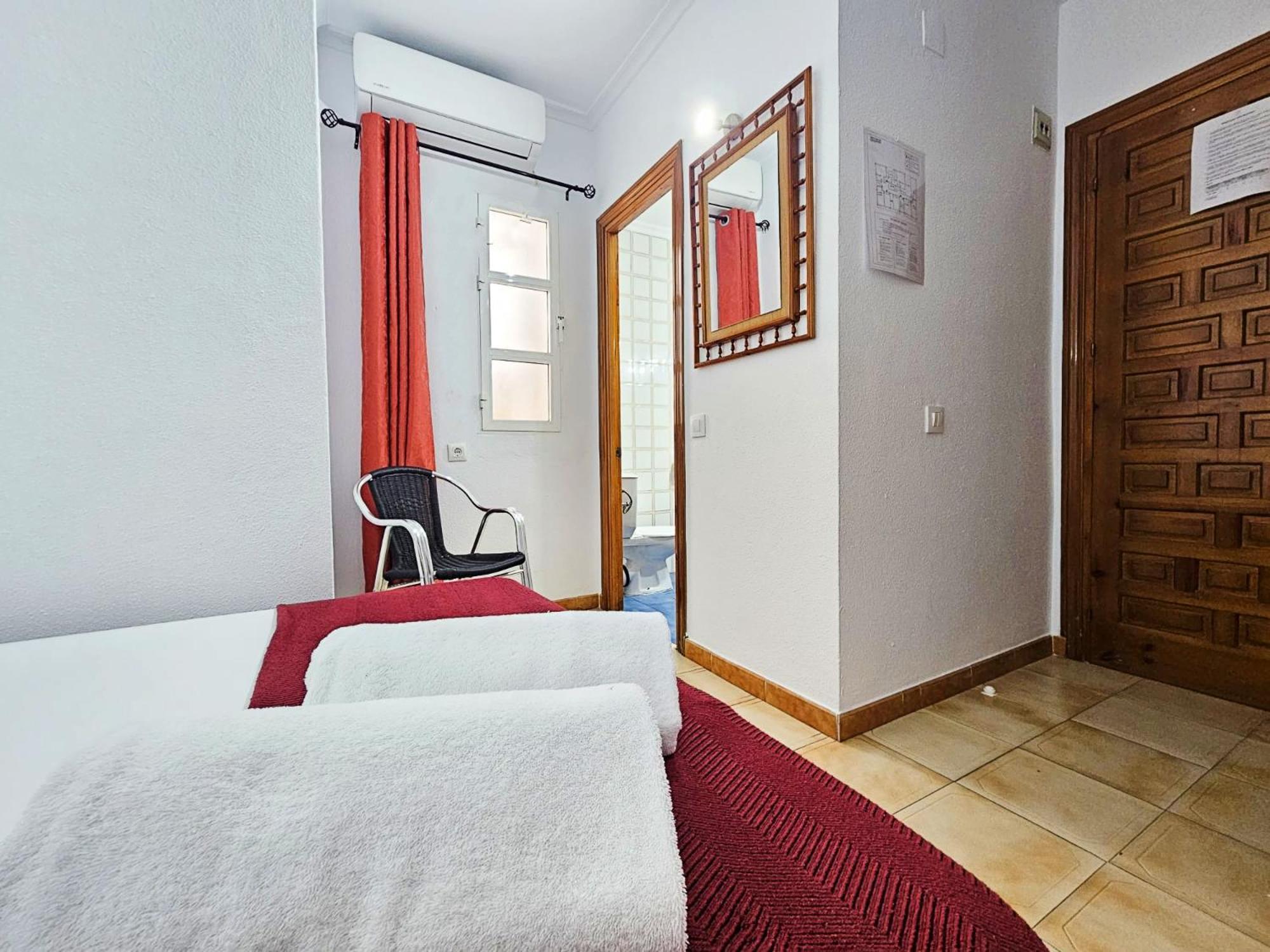 Hotel San Vicente - Centro Playa Conil De La Frontera Eksteriør billede